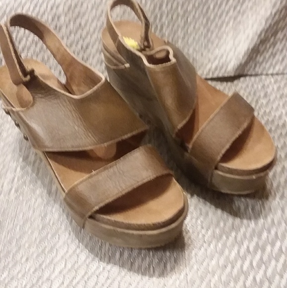 Volatile shoes - Picture 3 of 3